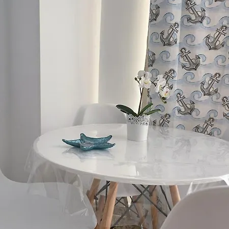 Edificio Sierra, Numero 35 * Los Cristianos (Tenerife)