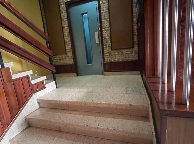 Edificio Sierra, Numero 35 Лос Кристианос