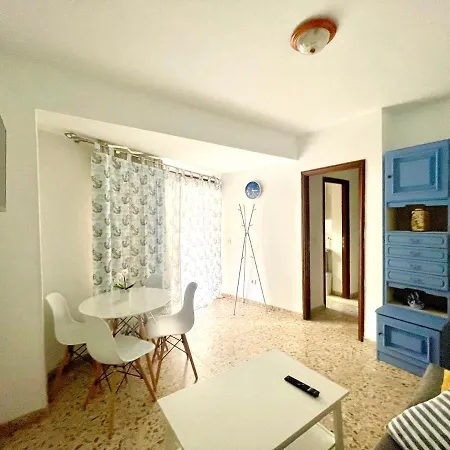 Edificio Sierra, Numero 35 * Los Cristianos (Tenerife)