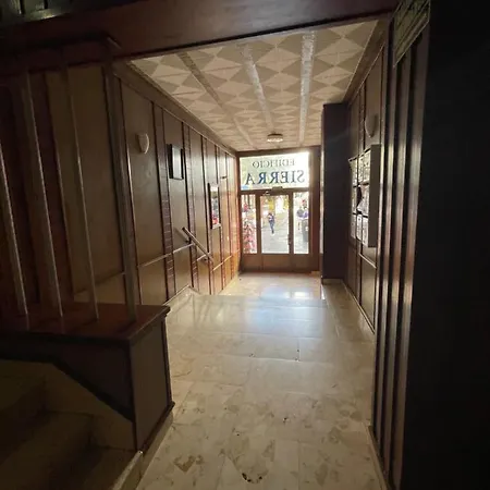 Edificio Sierra, Número 35 *