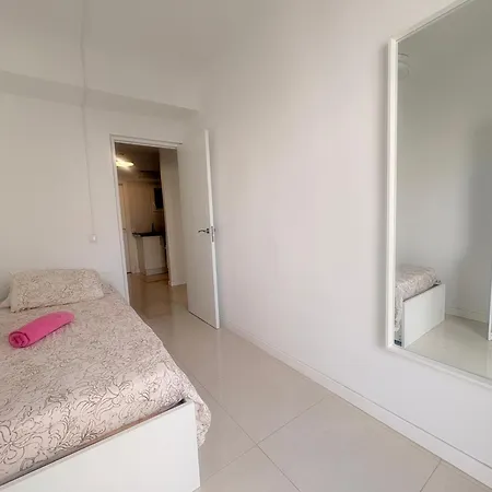 Edificio Sierra, Número 35 * Los Cristianos (Tenerife)