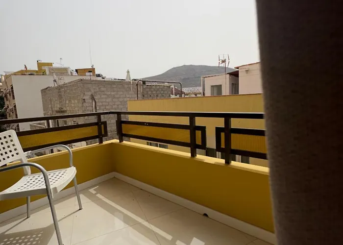 Edificio Sierra, Numero 35 ロスクリスティアーノス