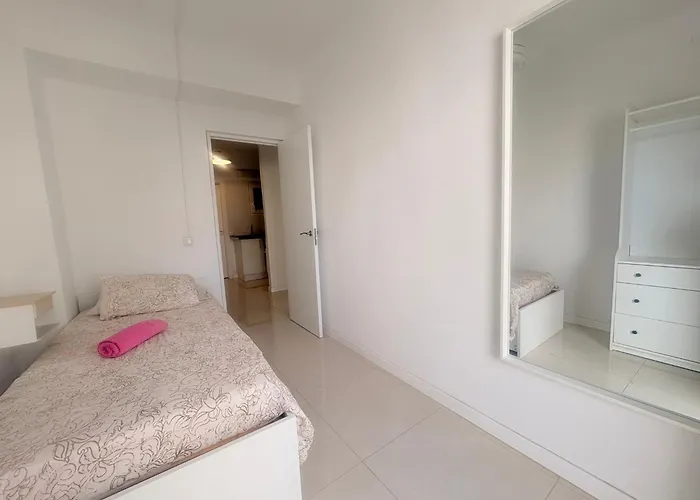 Edificio Sierra, Numero 35 * Los Cristianos (Tenerife)