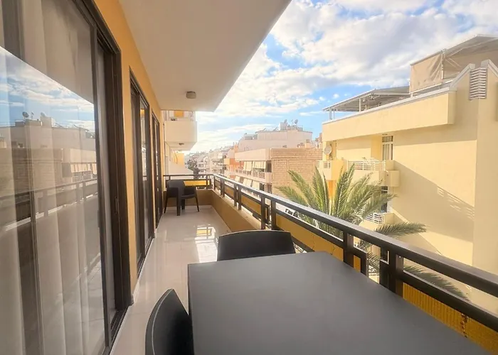 Edificio Sierra, Numero 35 ロスクリスティアーノス